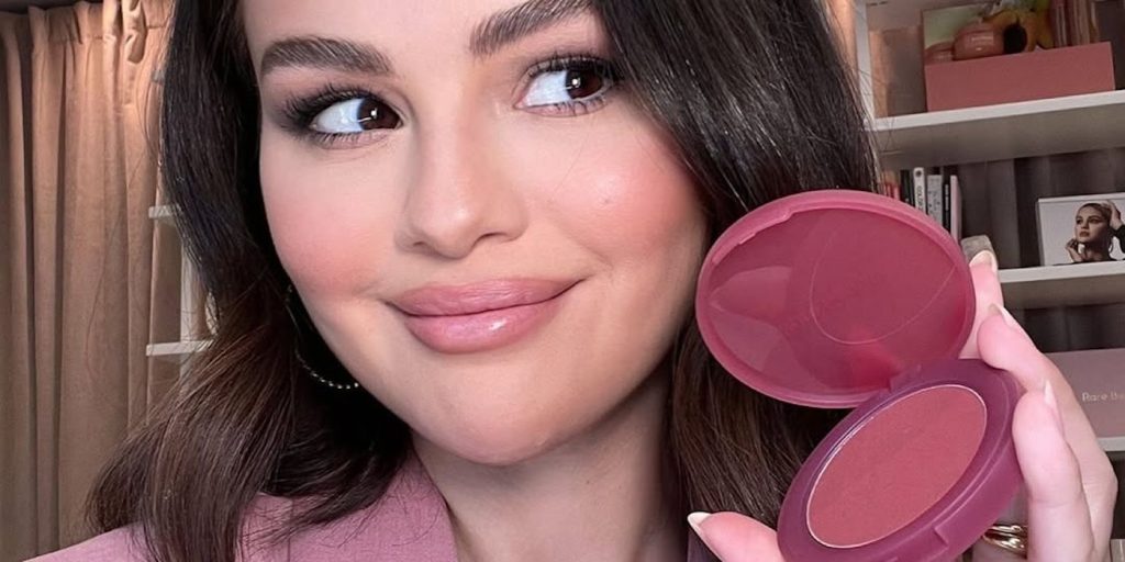 Selena Gomez’s “Winter Blush” Manicure Is the Chicest Nail Trend You Need This Season!